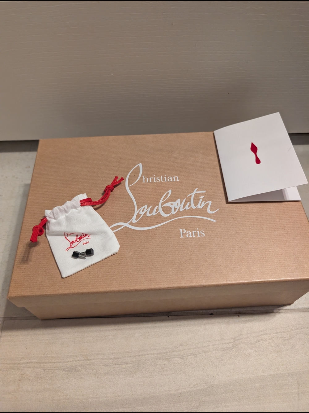 Christian Louboutin Iriza 100 Black Patent - Picture 7 of 7